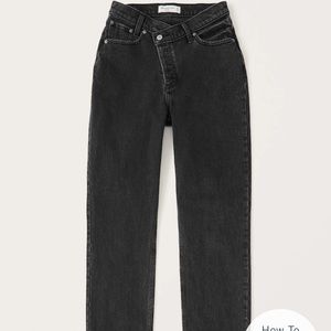 Abercrombie Vintage High Rise Dad Jeans